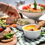 فندق Rama Holistic And Retreats - Vegan Full Board ابزور